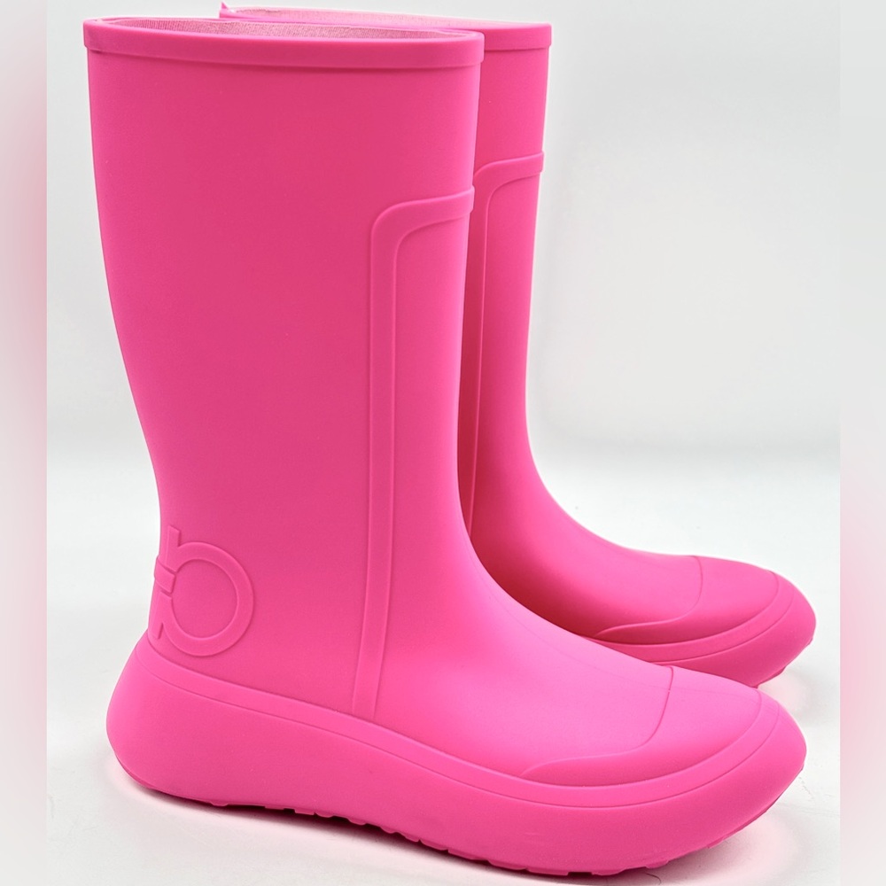 Salvatore Ferragamo Gancini Pink Rubber Rain Boots